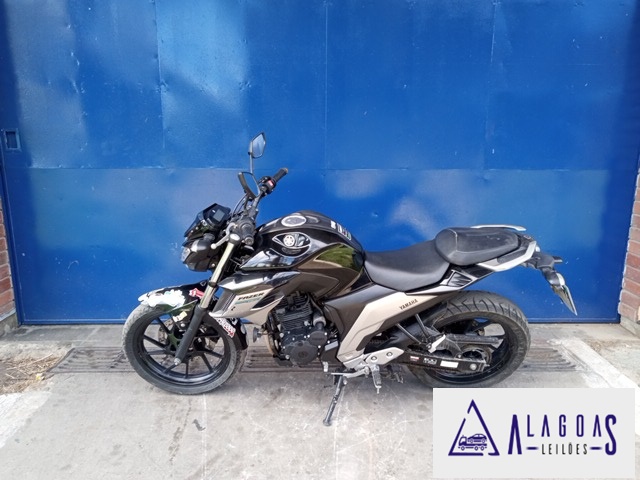 FZ25 FAZER 20192020<br><br> FZ25 FAZER 20192020<br><br>